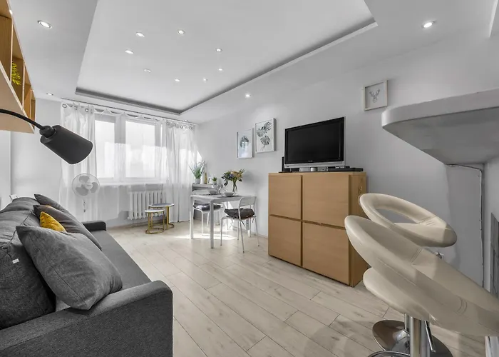 Rondo Onz - Location, Balcony - By Rentujemy Apartament