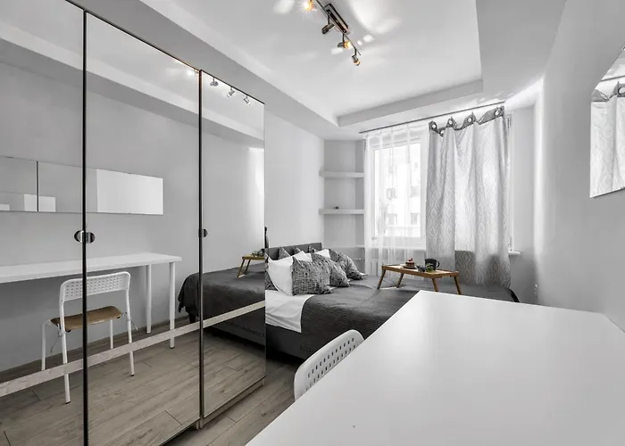 Rondo Onz - Location, Balcony - By Rentujemy Apartament *