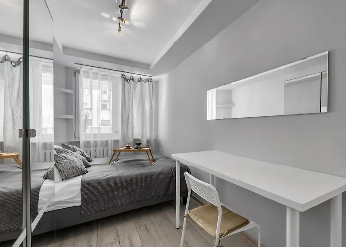 Rondo Onz - Location, Balcony - By Rentujemy *