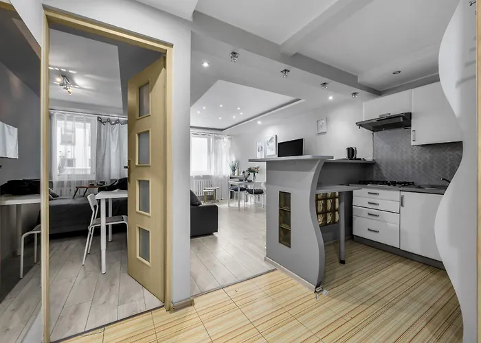 Rondo Onz - Location, Balcony - By Rentujemy Apartament Warszawa